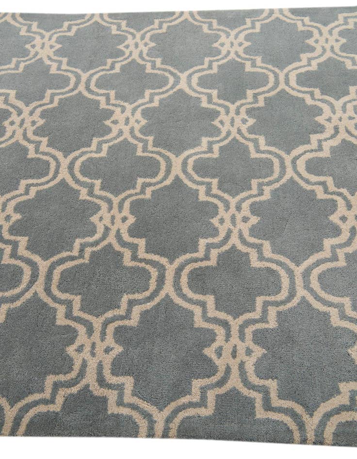 Detail image of 5' x 7' 10 Luna Rug