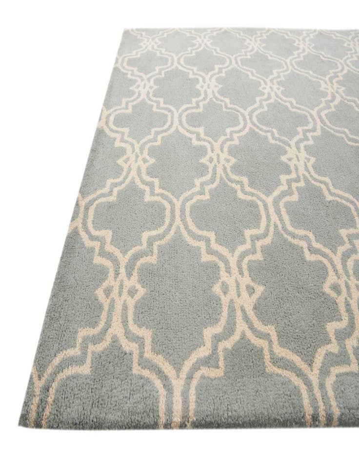 Detail image of 5' x 8' Luna Rug