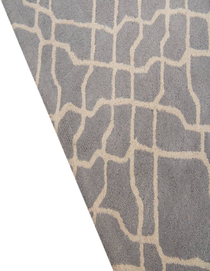 Detail image of 5' 1 x 8' Luna Rug
