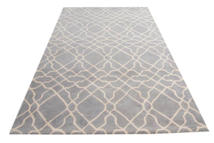Detail image of 5' 1 x 8' Luna Rug