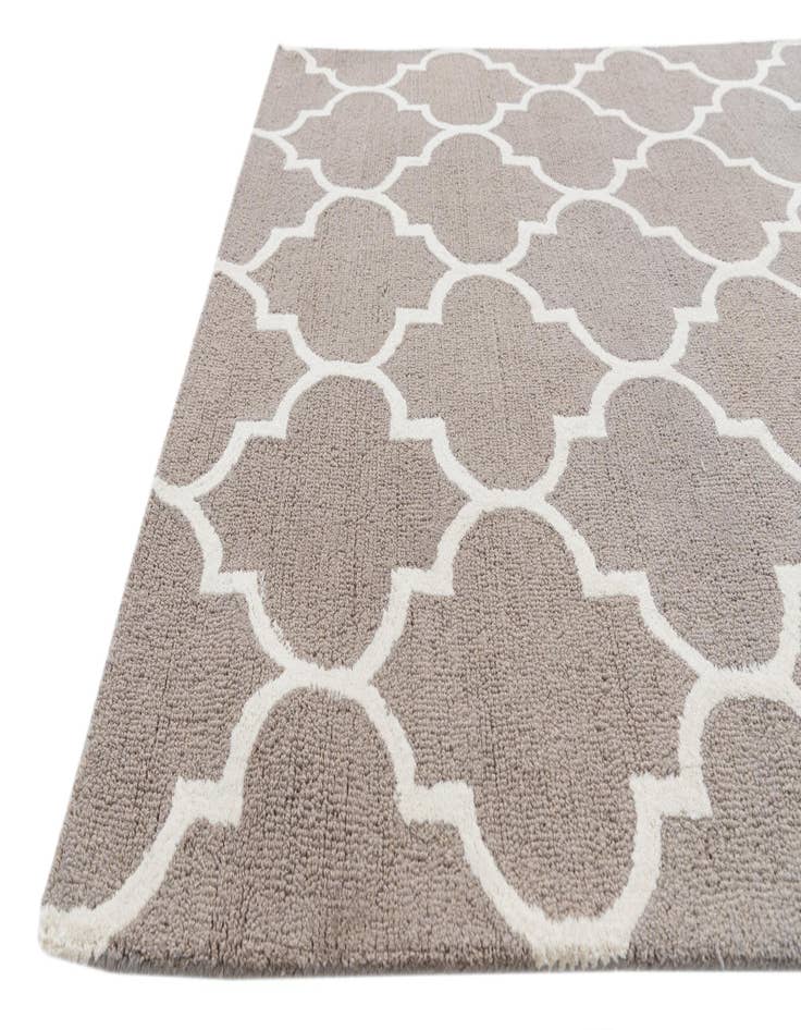 Detail image of 5' 2 x 8' Luna Rug