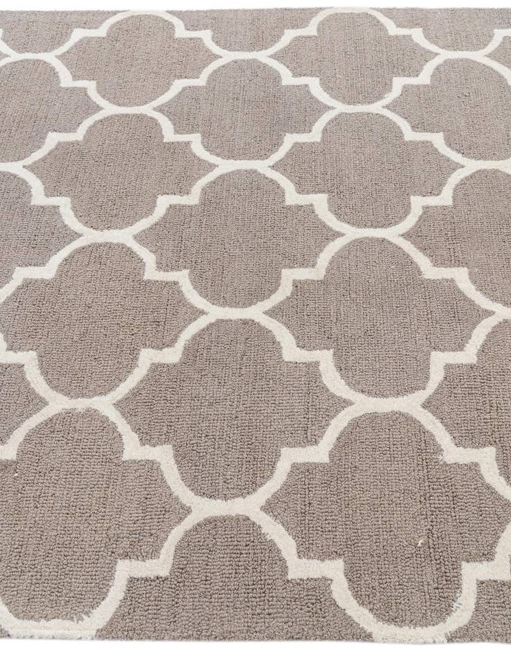 Detail image of 5' 2 x 8' Luna Rug