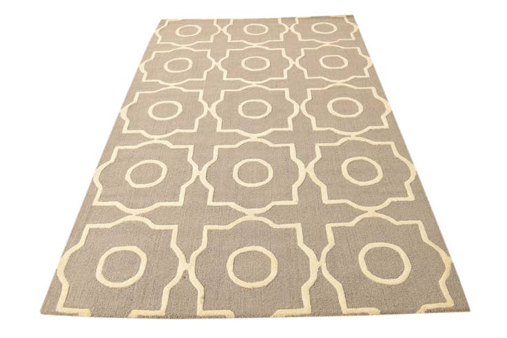 Detail image of 4' 11 x 7' 11 Luna Rug