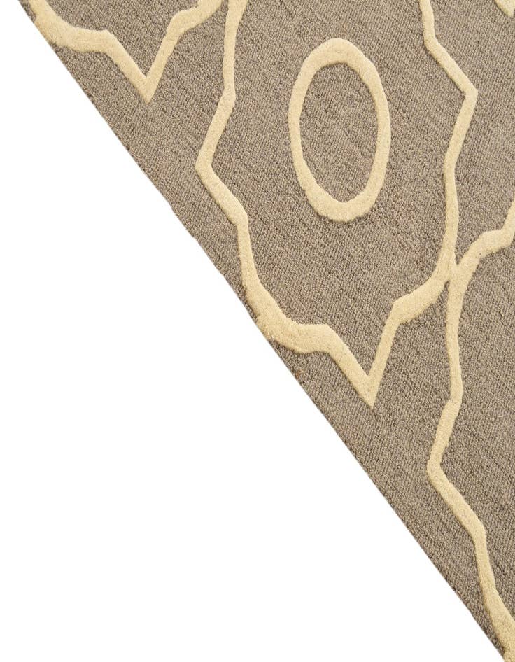 Detail image of 4' 11 x 7' 11 Luna Rug