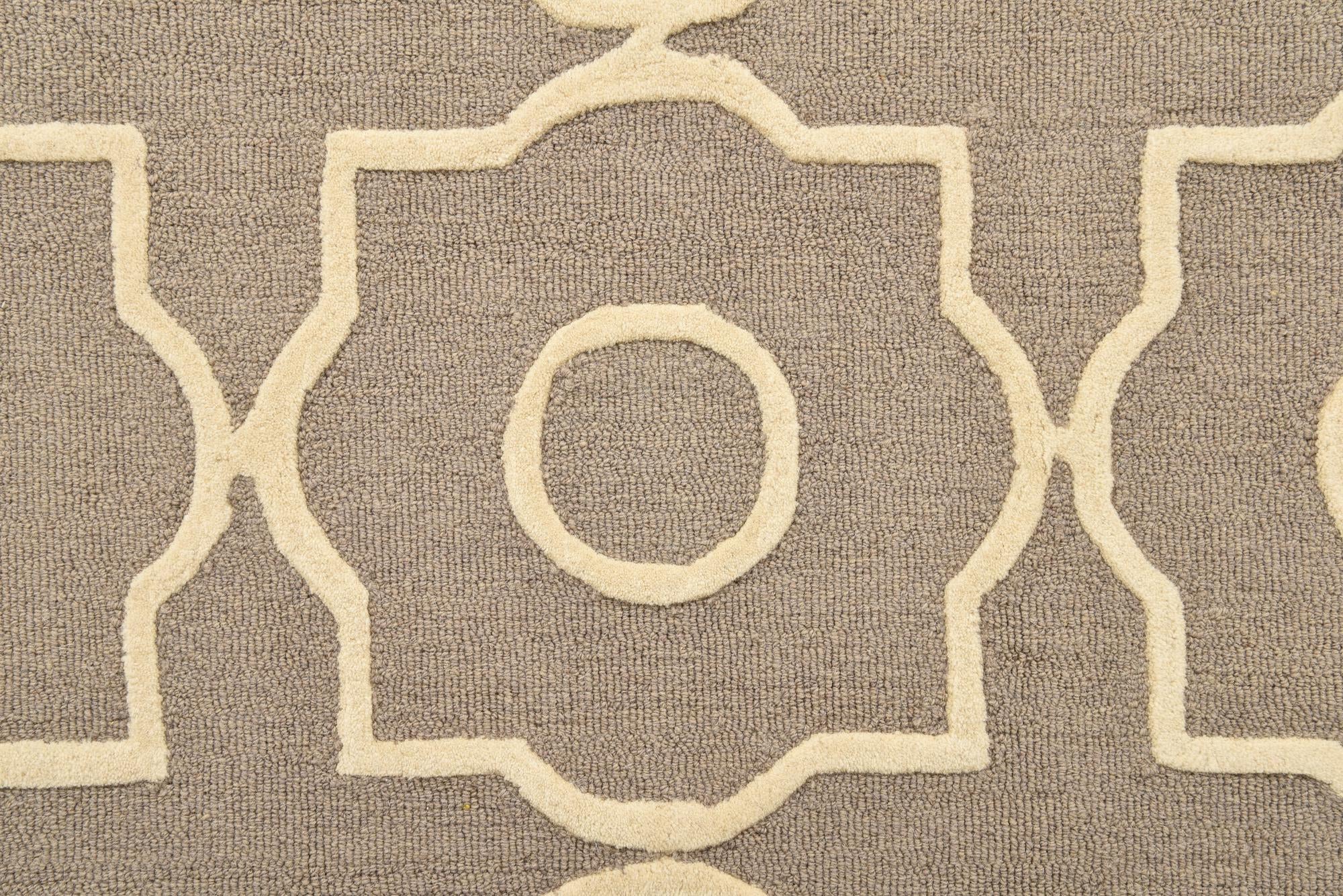 4' 11 x 7' 11 Luna Rug