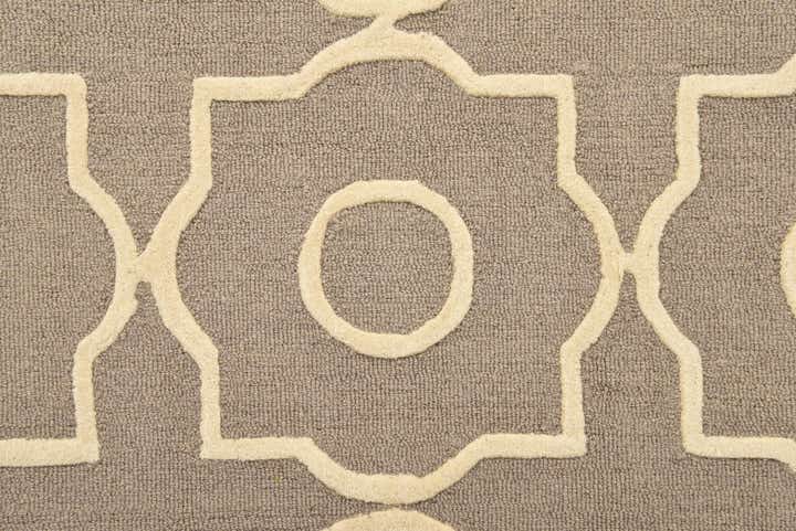 4' 11 x 7' 11 Luna Rug