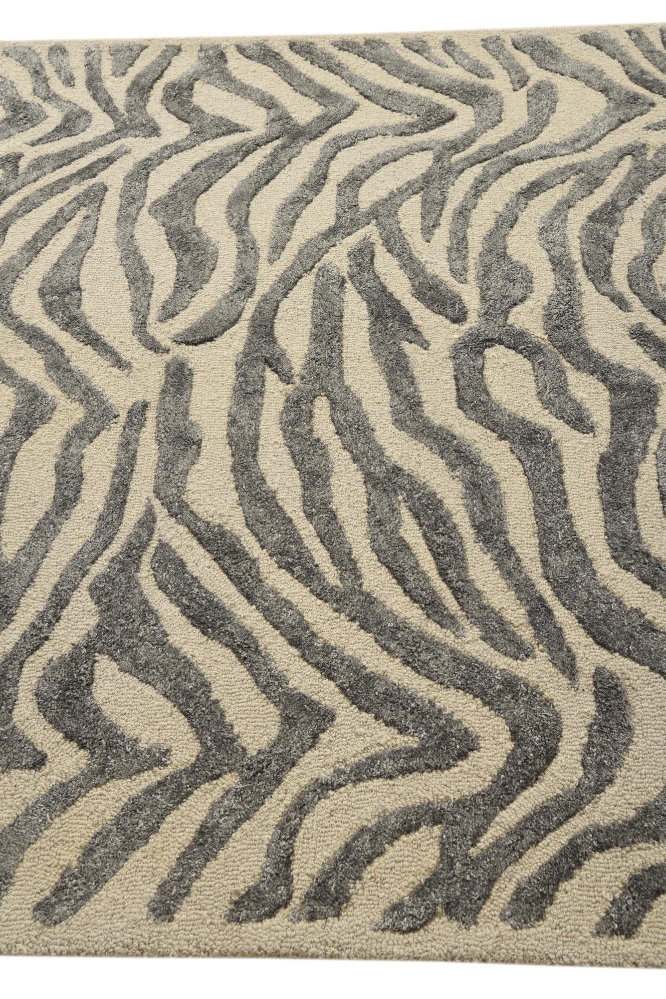 5' x 7' 11 Luna Rug