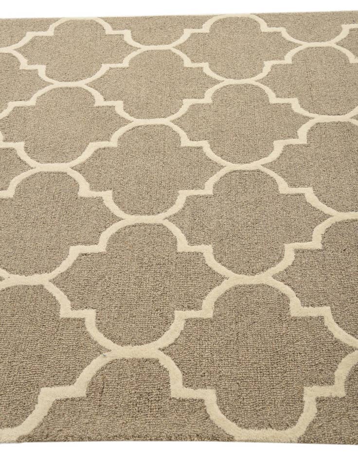 Detail image of 5' x 8' Luna Rug