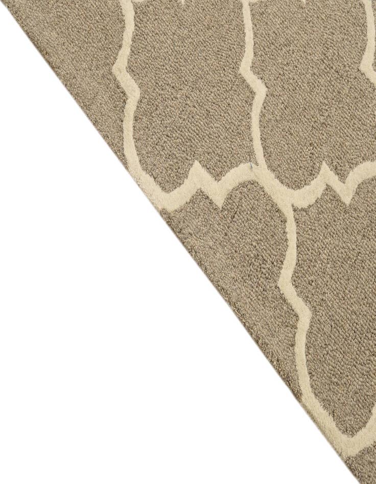 Detail image of 5' x 8' Luna Rug