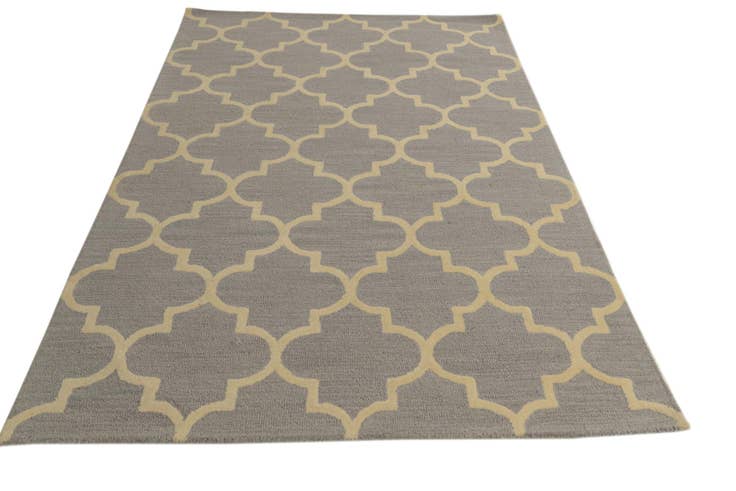 Detail image of 5' 1 x 8' Luna Rug