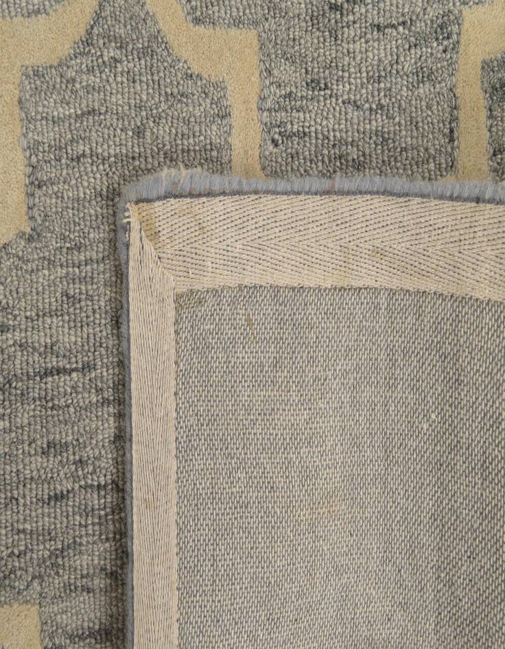 Detail image of 5' x 8' Luna Wool Rug