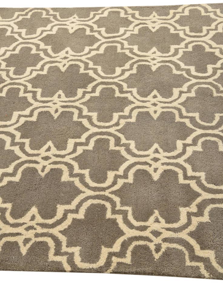 Detail image of 5' x 7' 10 Luna Wool Rug