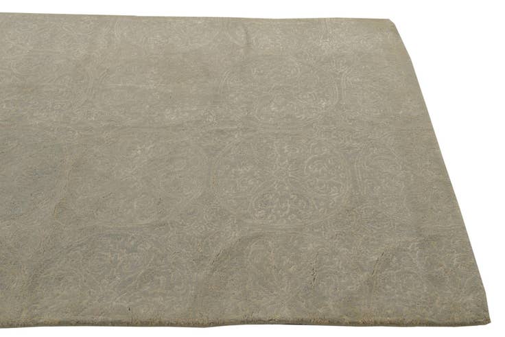 Detail image of 5' x 8' Luna Rug