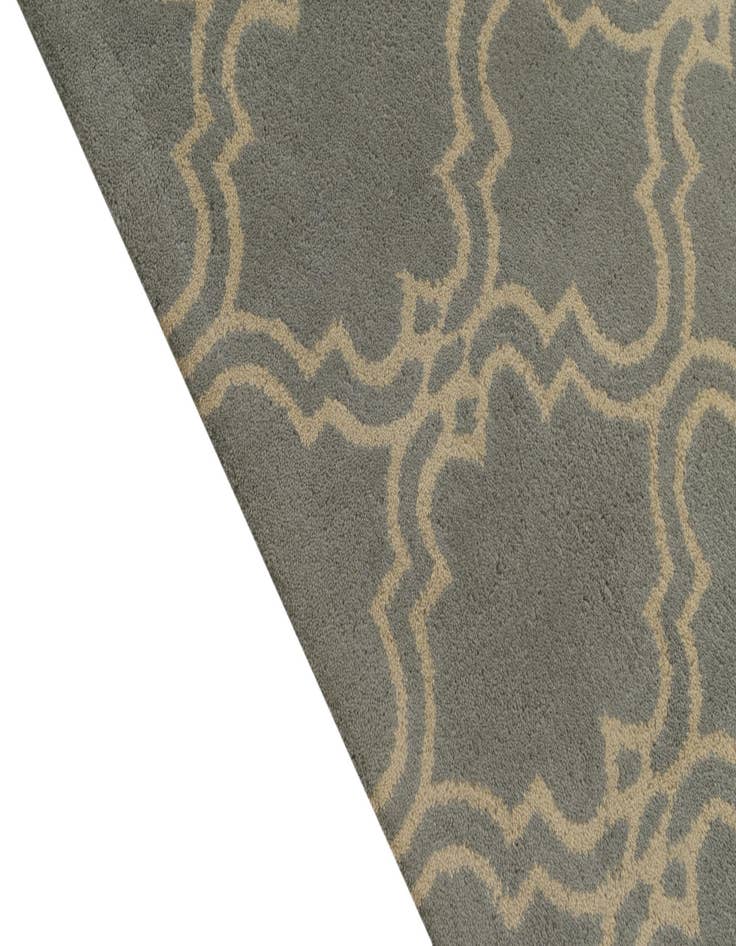 Detail image of 5' x 8' Luna Wool Rug