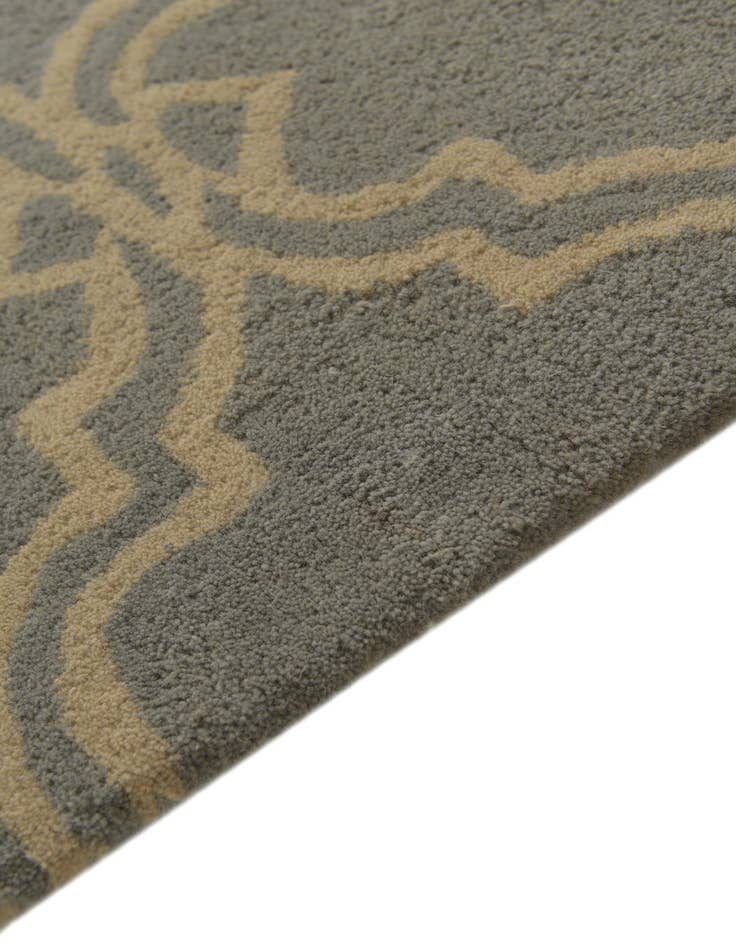 Detail image of 5' x 8' Luna Wool Rug