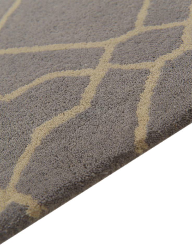 Detail image of 5' 2 x 8' 1 Luna Wool Rug