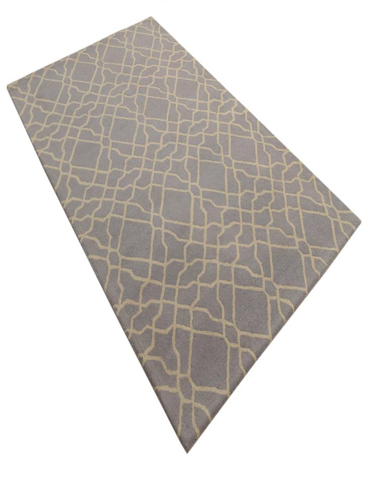 Detail image of 5' x 8' Luna Wool Rug