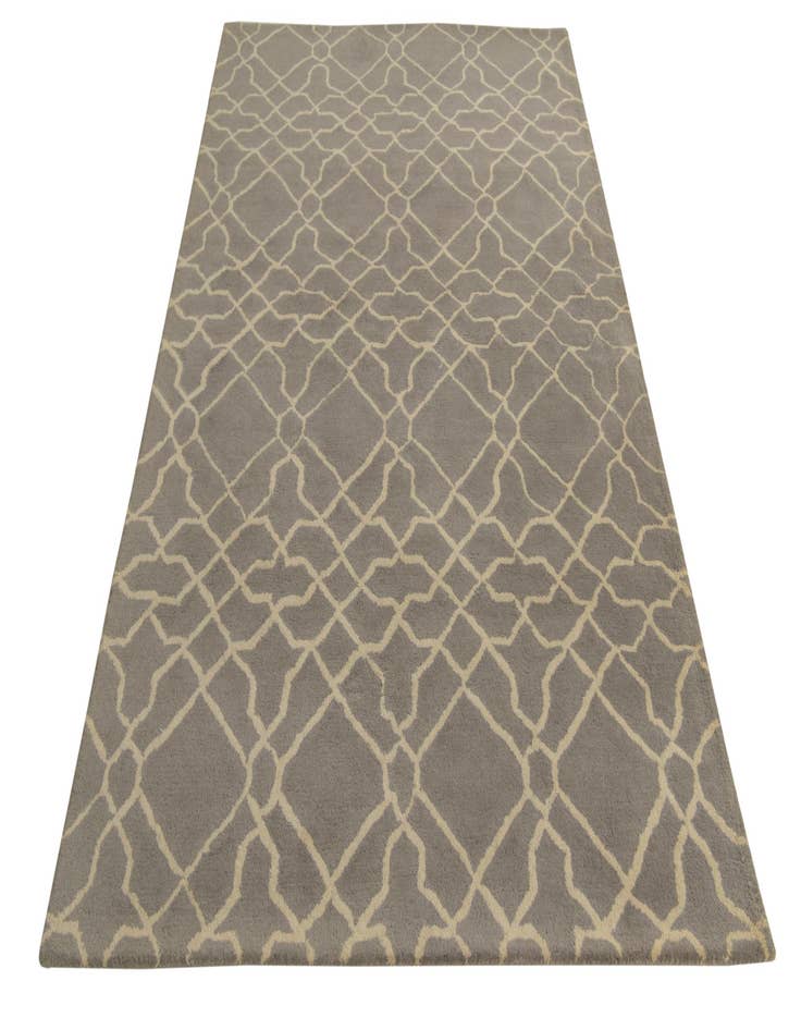 Detail image of 5' 1 x 8' Luna Wool Rug