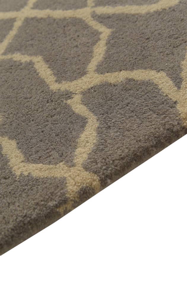 Detail image of 5' 1 x 8' Luna Wool Rug