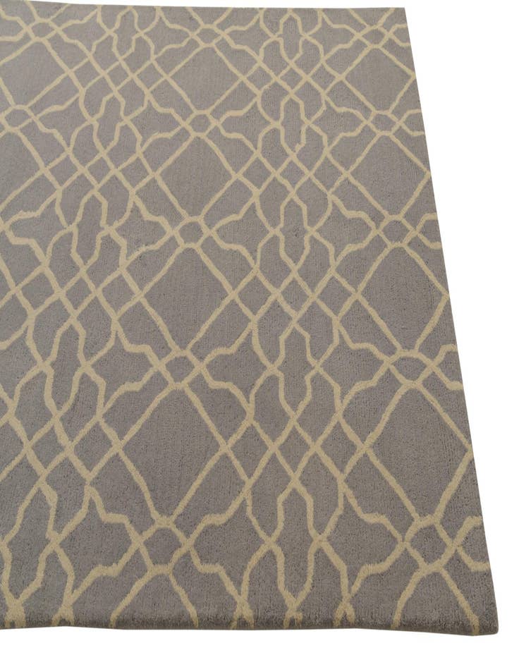 Detail image of 5' 1 x 8' Luna Wool Rug