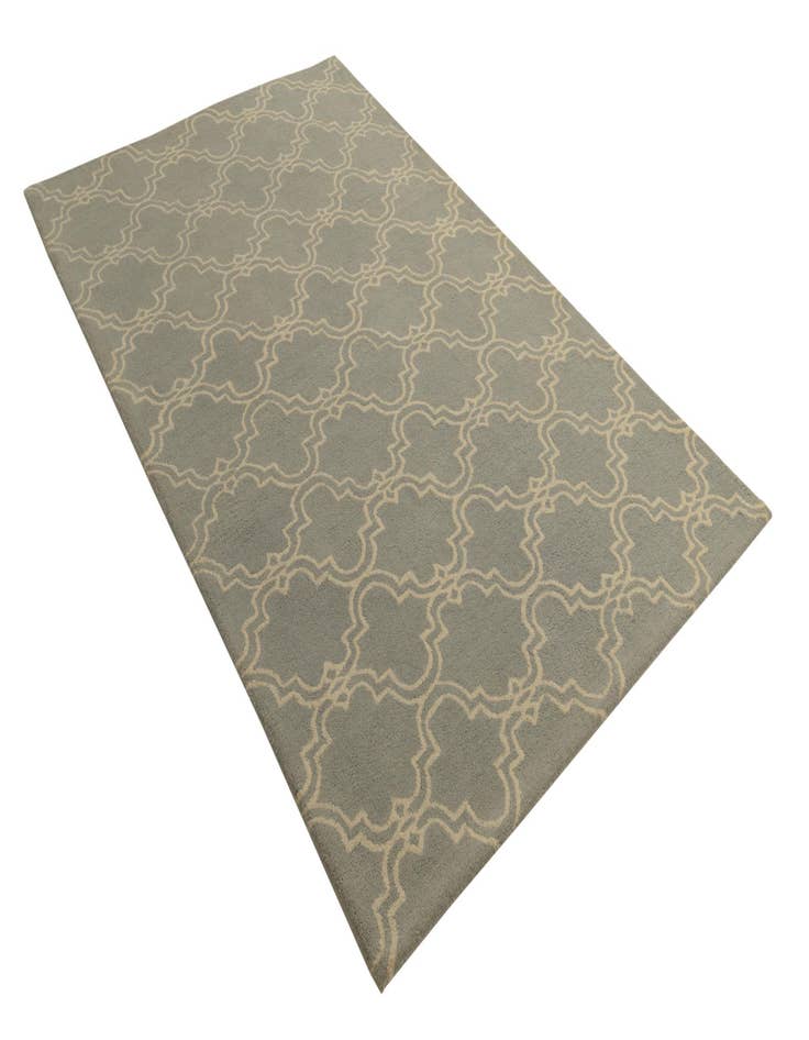 Detail image of 5' x 8' Luna Wool Rug