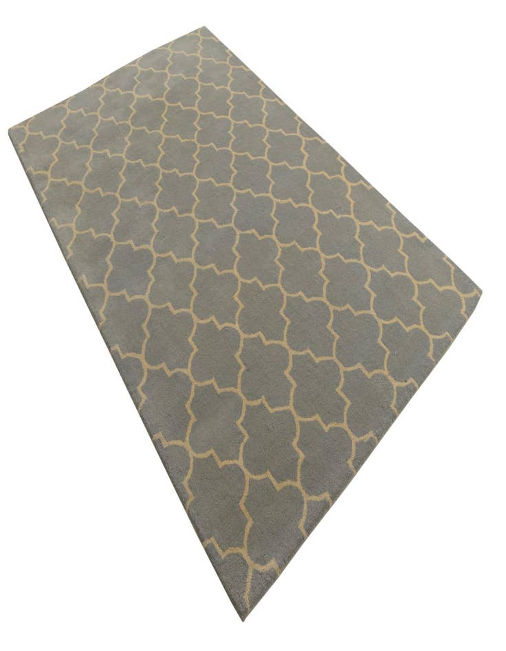 Detail image of 5' x 8' Luna Wool Rug