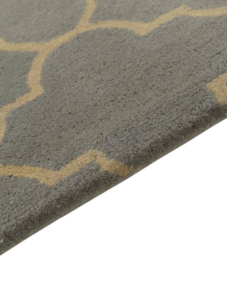 Detail image of 5' x 8' Luna Wool Rug