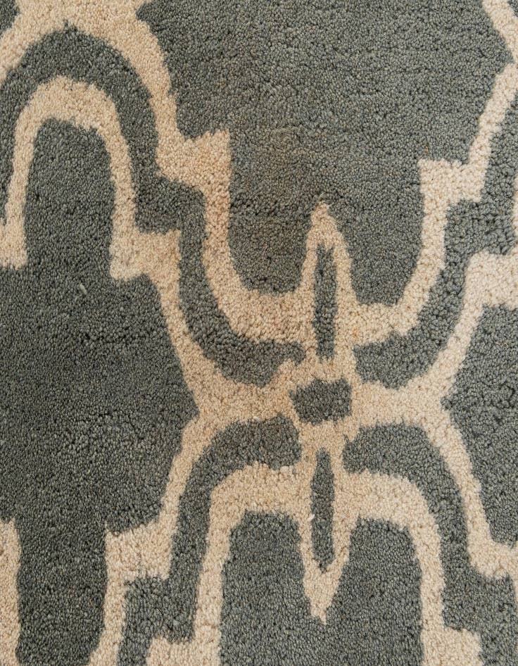 Detail image of 8' x 10' Luna Wool Rug