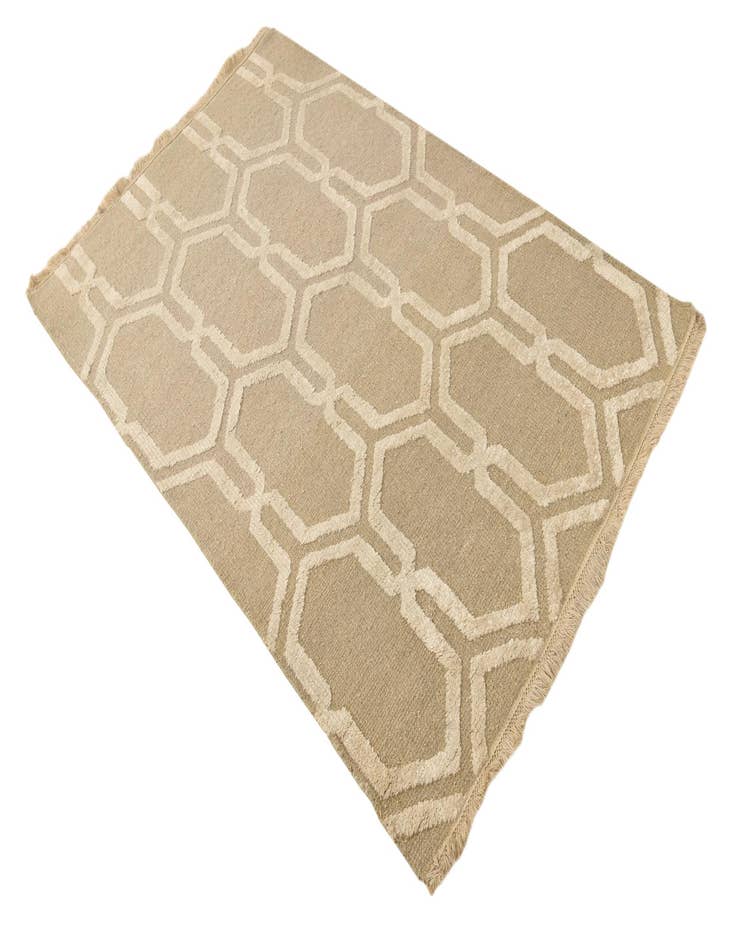 Detail image of 3' 10 x 6' Hand Knotted Luna Rug