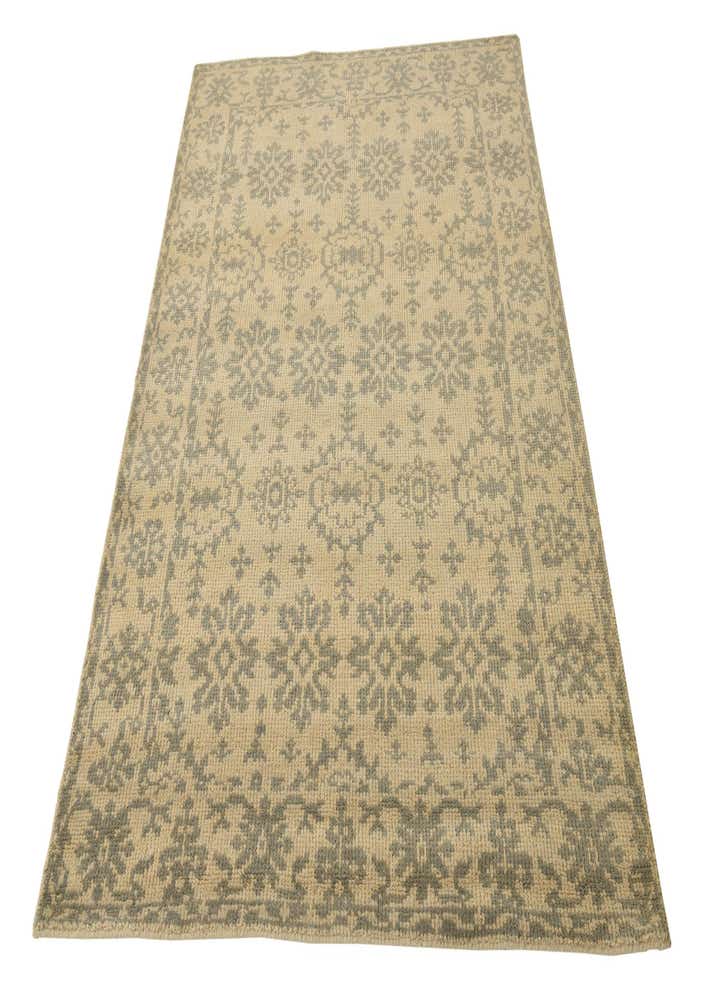 4' 9 x 6' 10 Hand Knotted Luna Wool Rug