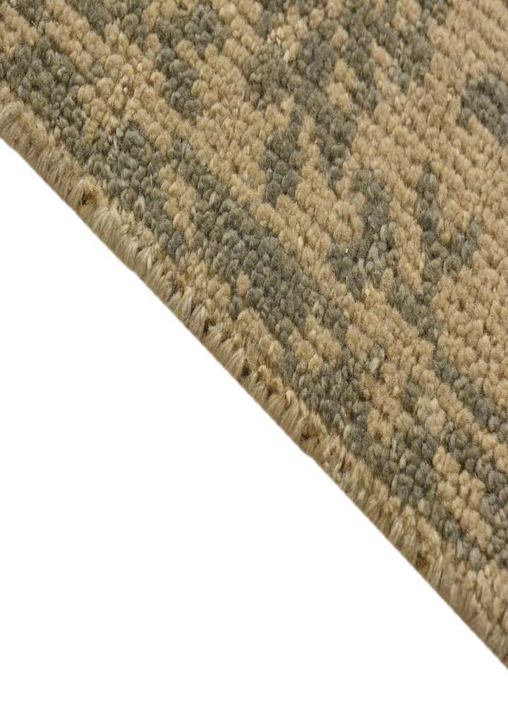 4' 9 x 6' 10 Hand Knotted Luna Wool Rug