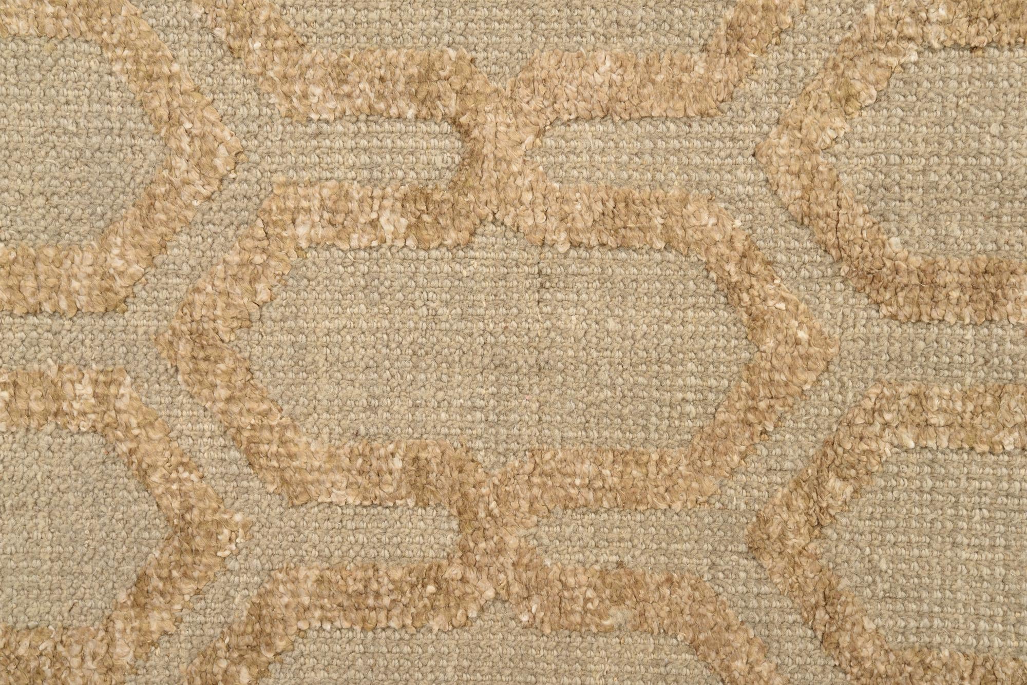 4' 9 x 7' 9 Hand Knotted Luna Rug