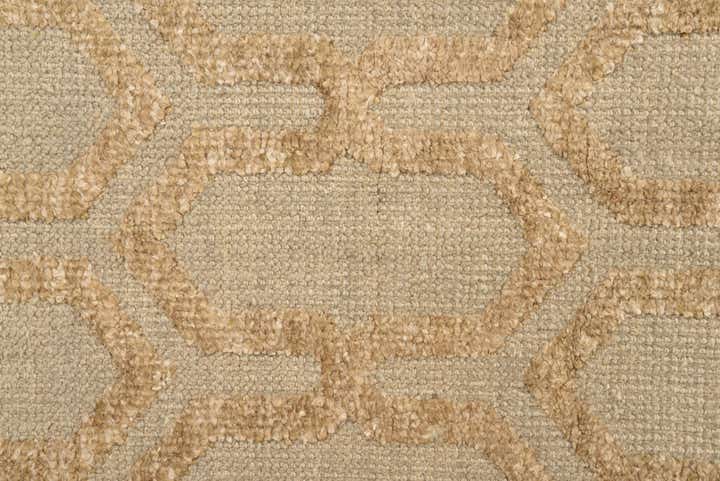 4' 9 x 7' 9 Hand Knotted Luna Rug