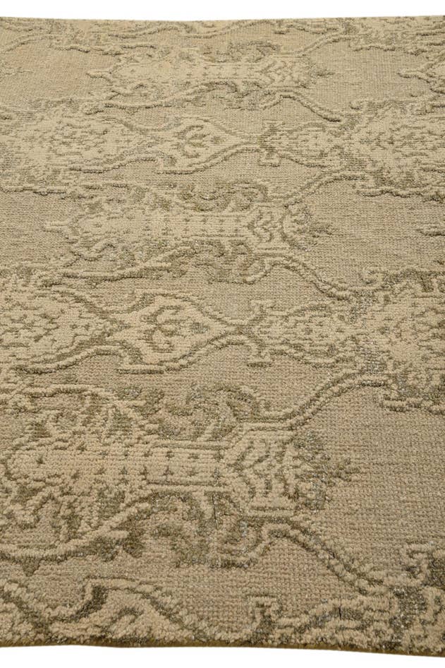 Detail image of 5' 10 x 8' 7 Hand Knotted Luna Rug