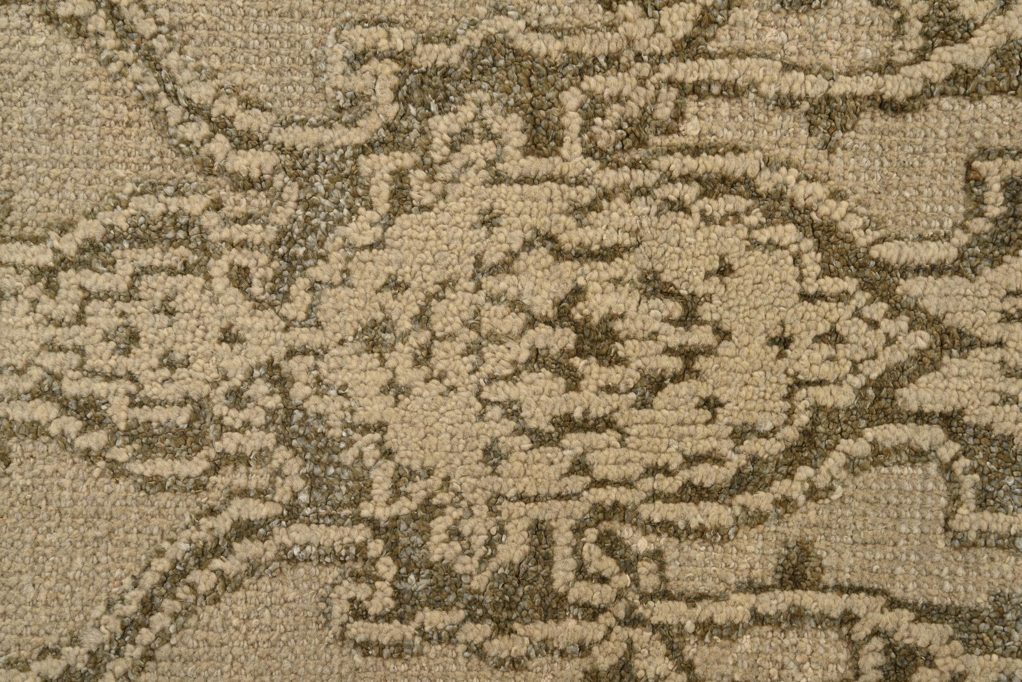 5' 10 x 8' 7 Hand Knotted Luna Rug