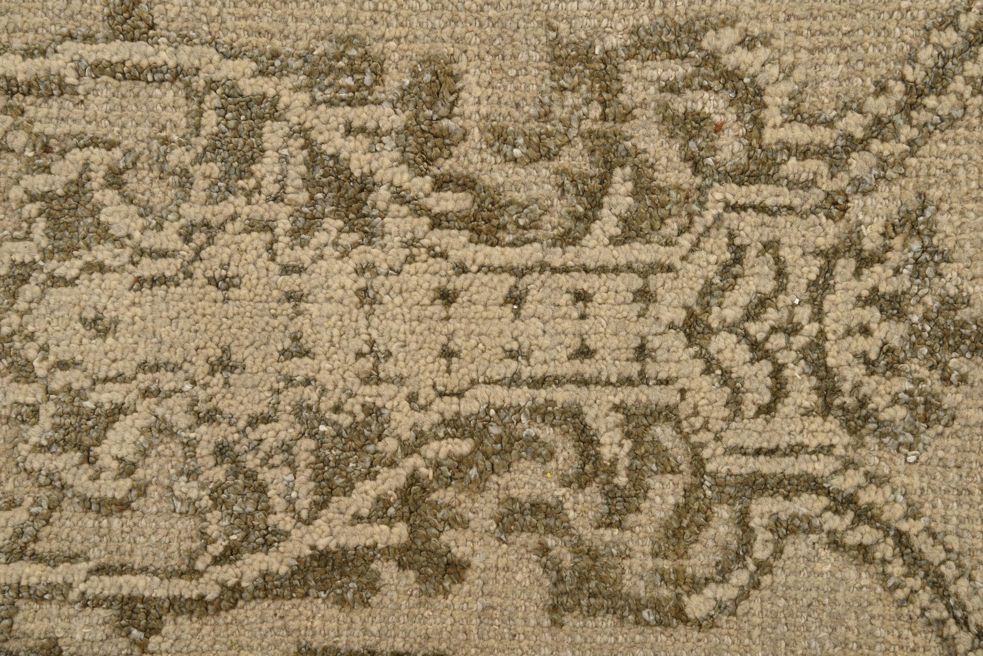 5' 10 x 8' 7 Hand Knotted Luna Rug