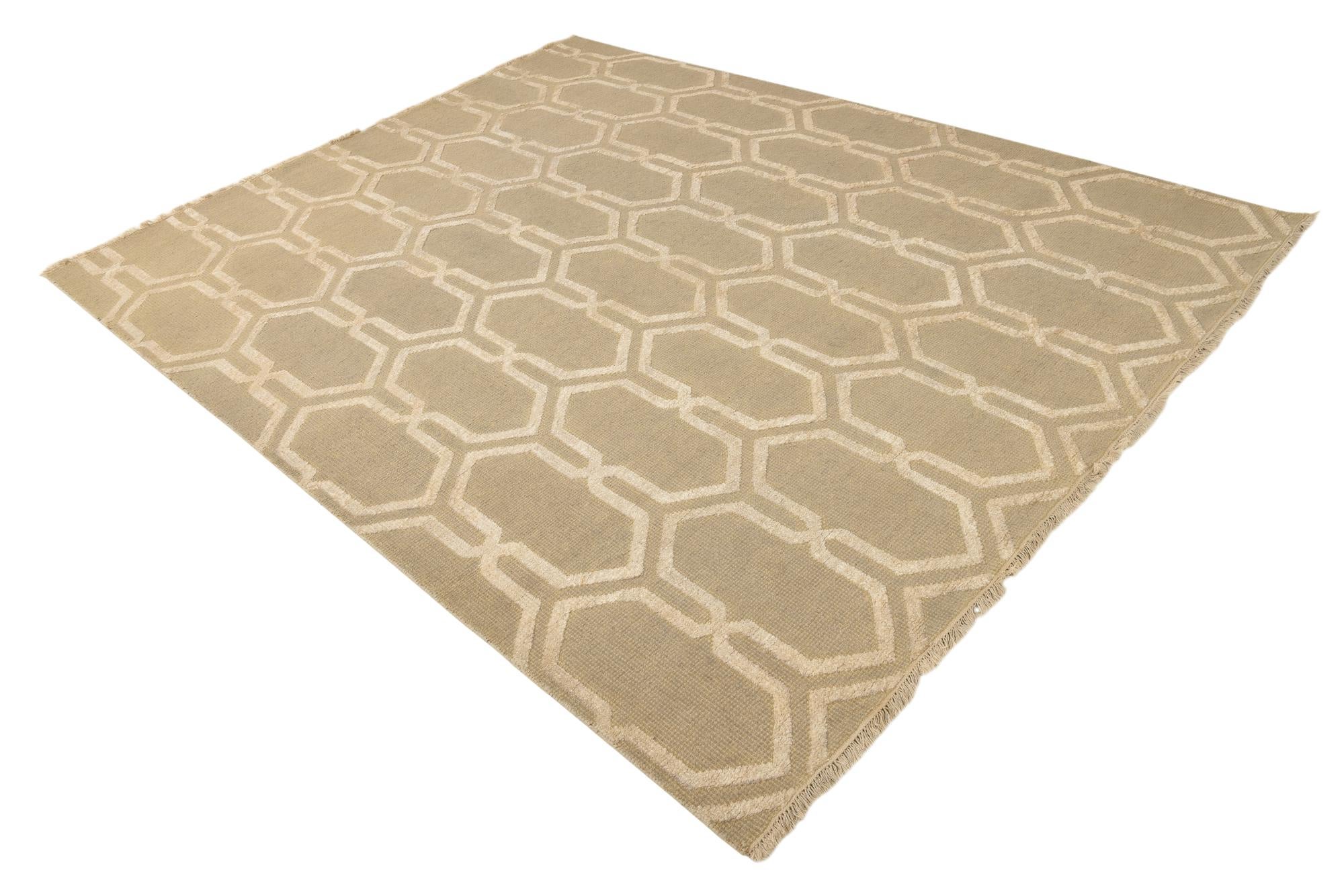 8' x 10' Hand Knotted Luna Rug
