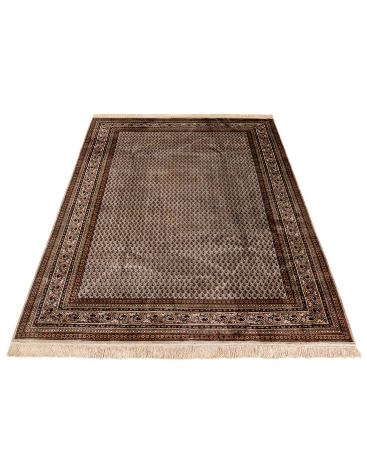 Detail image of 6' 7 x 9' 9 Hand Knotted Mir Wool Rug