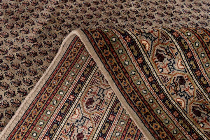 6' 7 x 9' 9 Hand Knotted Mir Wool Rug