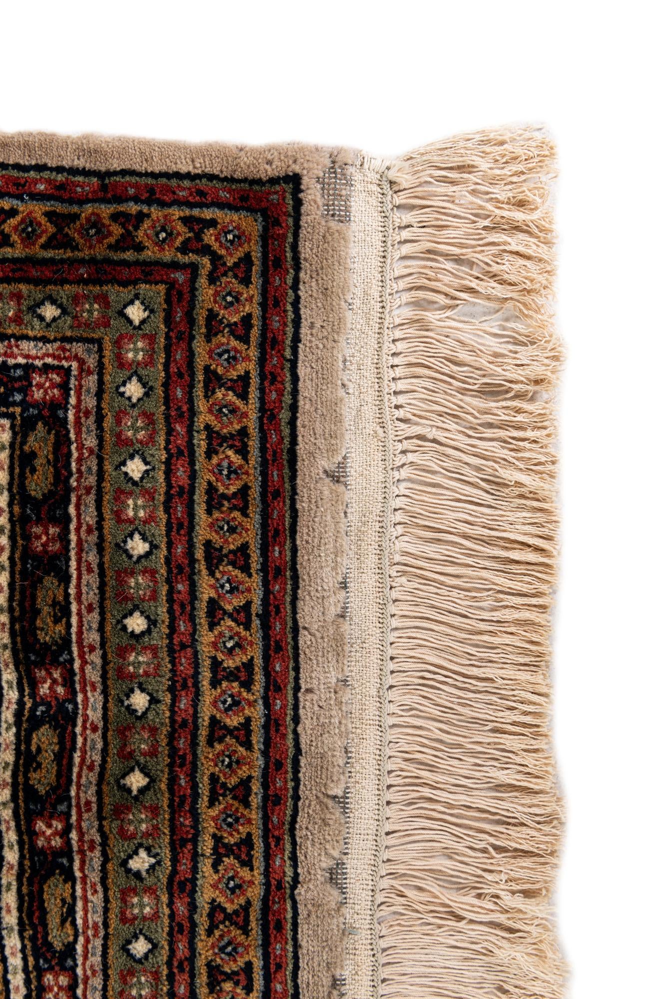 6' 7 x 9' 9 Hand Knotted Mir Wool Rug