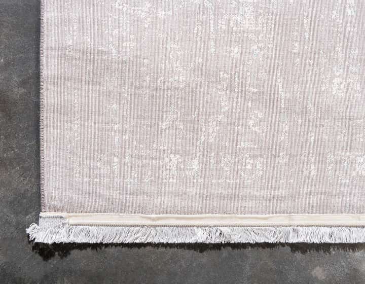 4' x 6' Modern Classical Rug