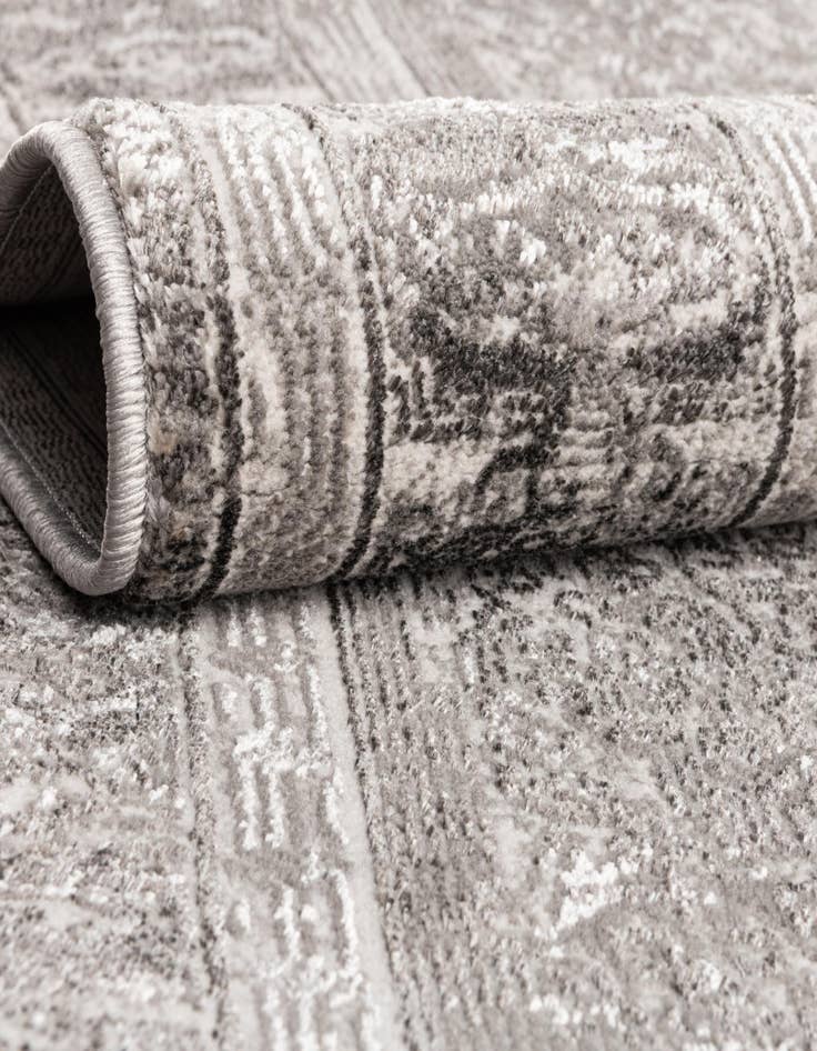 Detail image of 5' 3 x 7' 7 Modern Classical Rug