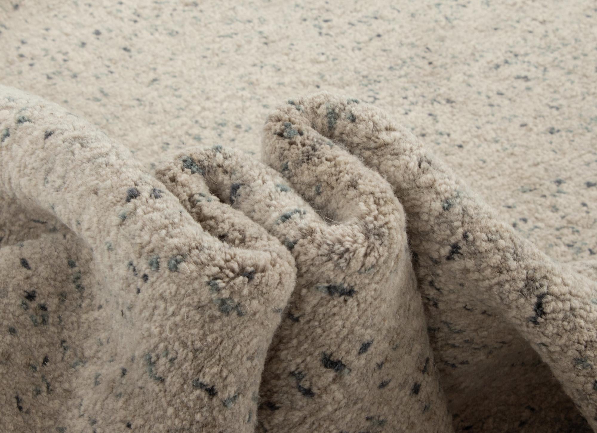 7' 7 x 9' 11 Hand Knotted Modern Himalaya Wool Rug
