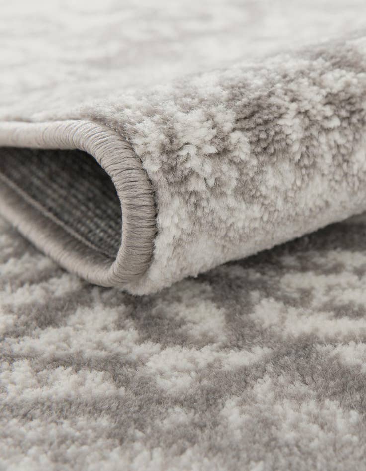 Detail image of 5' 3 x 7' Monaco Rug