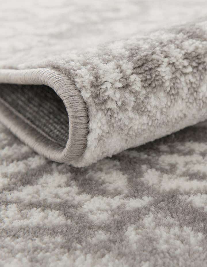 5' 3 x 7' Monte Carlo Rug
