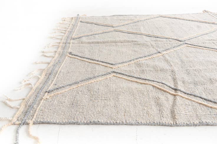 Detail image of 6' 7 x 10' Hand Knotted Moroccan Wool Rug