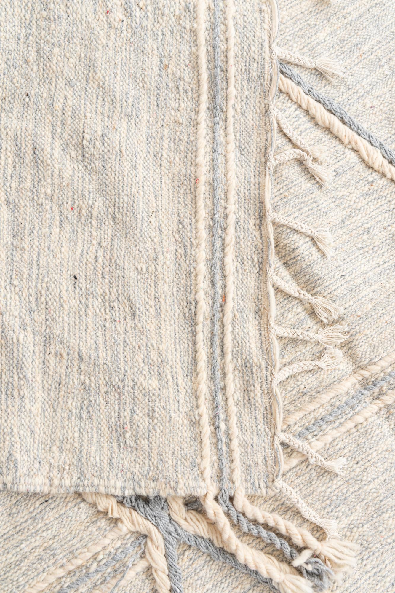 6' 5 x 10' Hand Knotted Moroccan Wool Rug