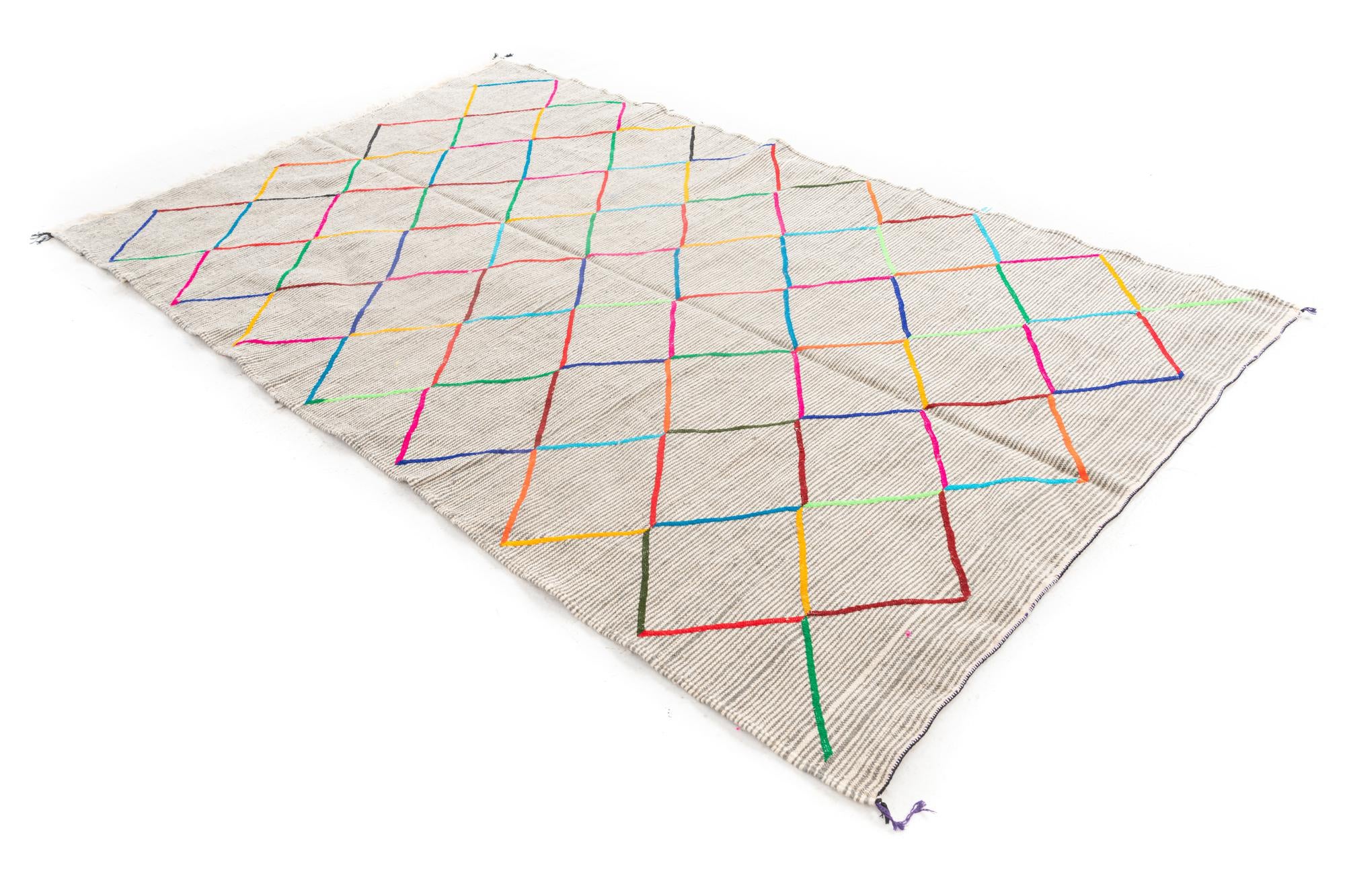 5' x 8' Hand Knotted Moroccan Wool Rug