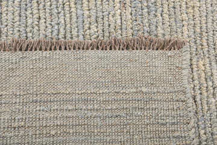 5' 9 x 8' 9 Hand Knotted Moroccan Wool Rug