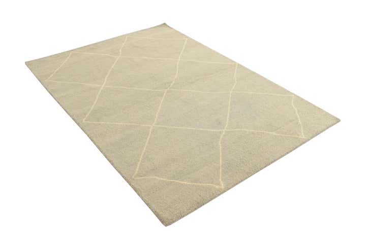 4' 8 x 6' 6 Hand Knotted Moroccan Wool Rug